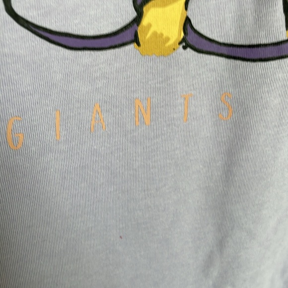 NEW! NFL Women’s New York Giants Light Purple Pocket T-Shirt w/Dog, Size XL - Picture 9 of 9